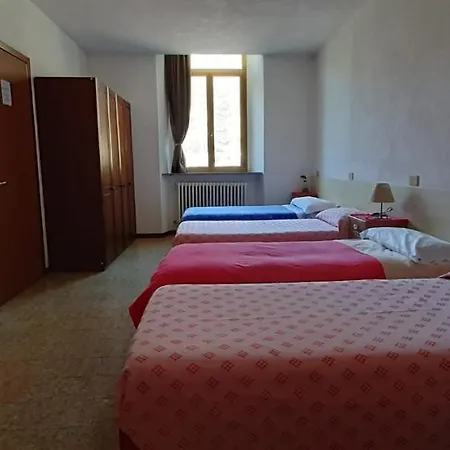 Al Deserto Hostel *