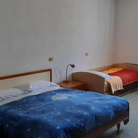Al Deserto Hostel *